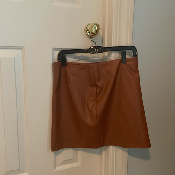 Color Blocked Leather Skirt - Picture 2 of 3